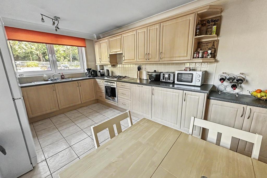 Apartment in Bournemouth - View 3