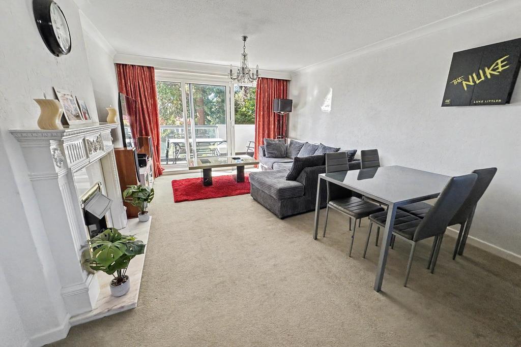 Apartment in Bournemouth - View 5