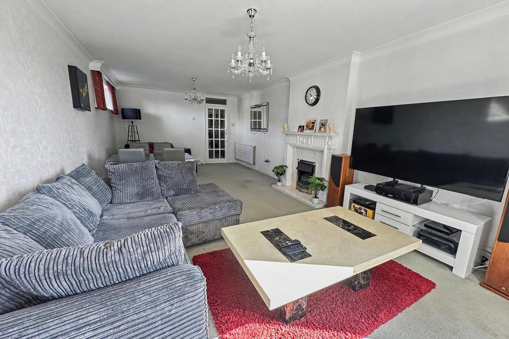 Apartment in Bournemouth - More