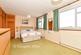 Lodge Lane, Romford RM5 photo 3