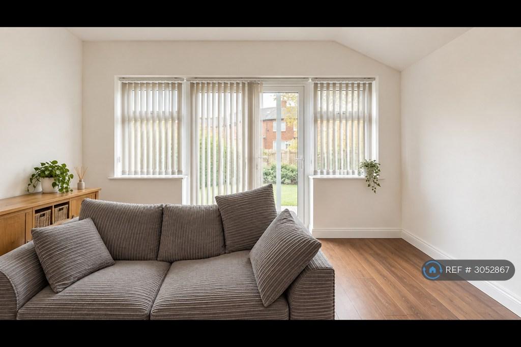 House in Leeds - View 4