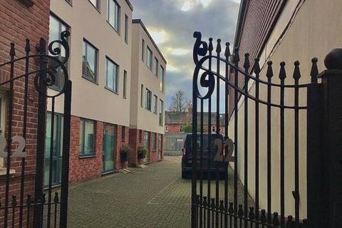2 bedroom flat to rent, Britannia Place, Henley-on-Thames, Oxfordshire, RG9