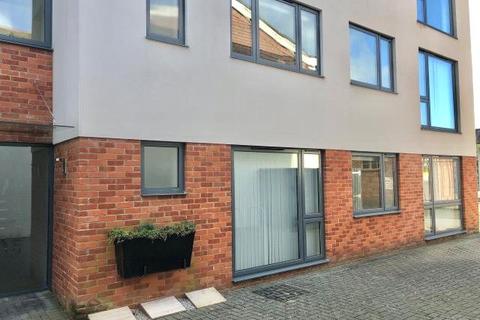 2 bedroom flat to rent, Britannia Place, Henley-on-Thames, Oxfordshire, RG9