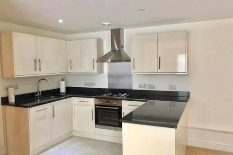 2 bedroom flat to rent, Britannia Place, Henley-on-Thames, Oxfordshire, RG9