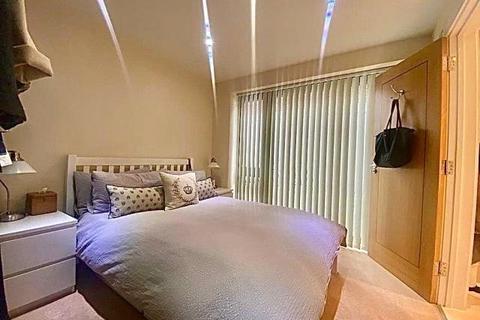 2 bedroom flat to rent, Britannia Place, Henley-on-Thames, Oxfordshire, RG9