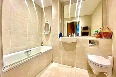 2 bedroom flat to rent, Britannia Place, Henley-on-Thames, Oxfordshire, RG9