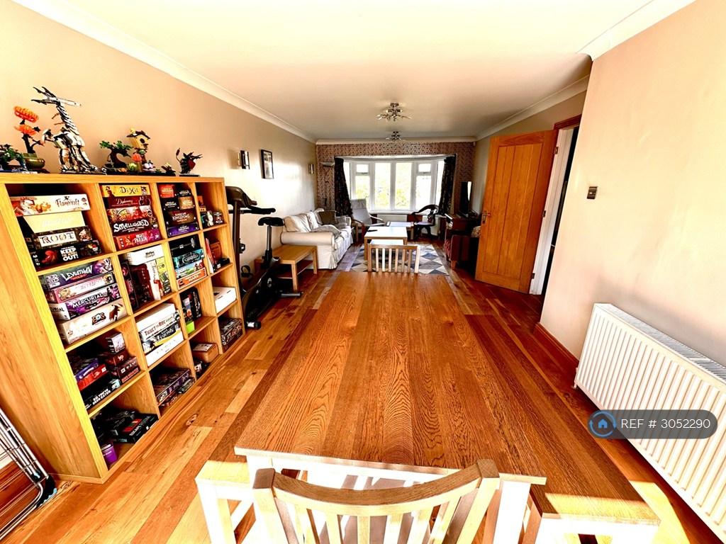 House in York - View 4