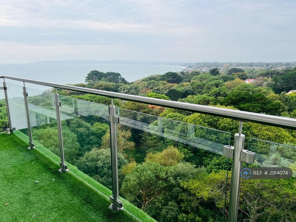 Apartment in Bournemouth - More