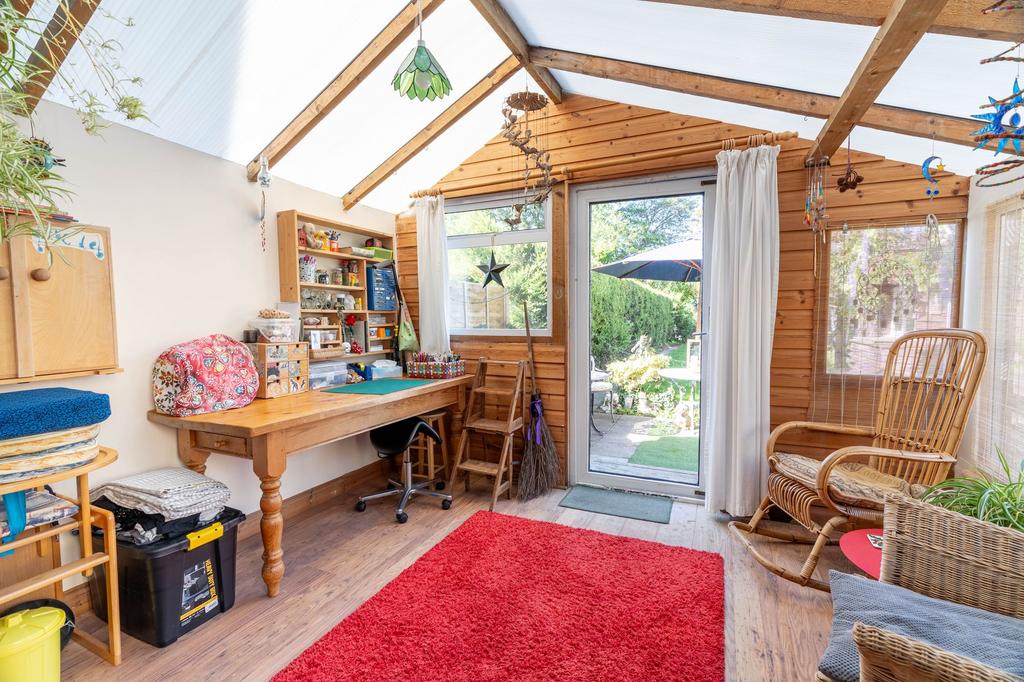 House in Cambridge, Romsey - More