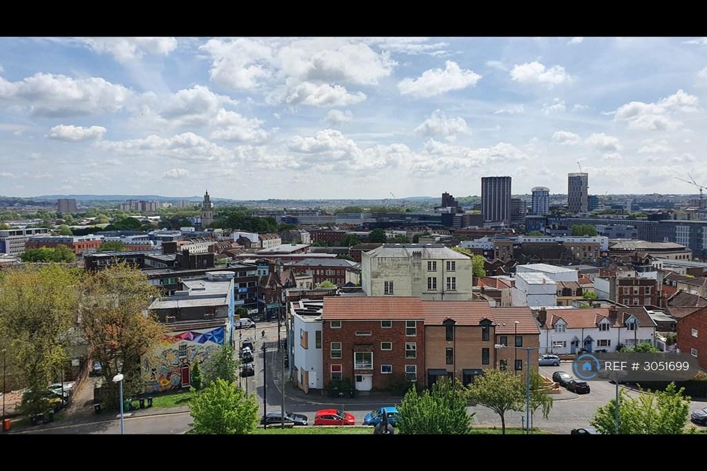 Apartment in Bristol - More