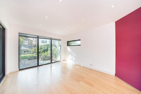 2 bedroom end of terrace house for sale, Shakespeare Road, London W3