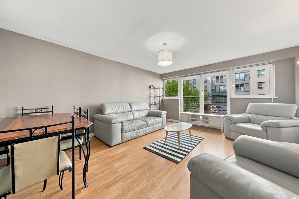Apartment in Glasgow City - View 5