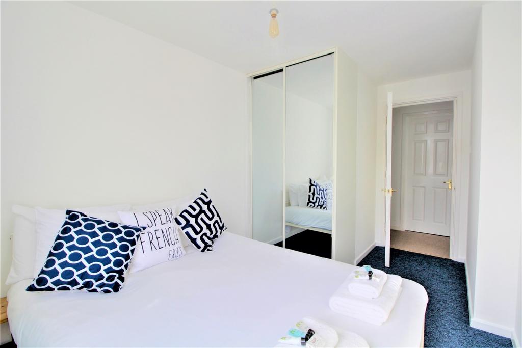 Apartment in Brighton - View 5