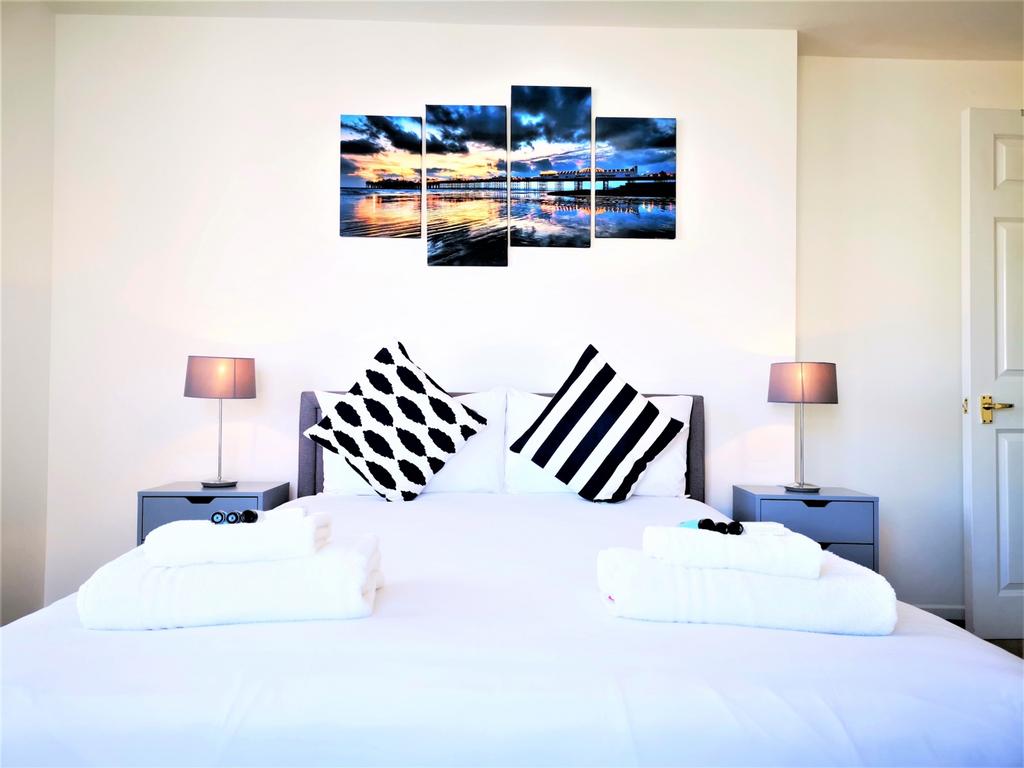 Apartment in Brighton - More