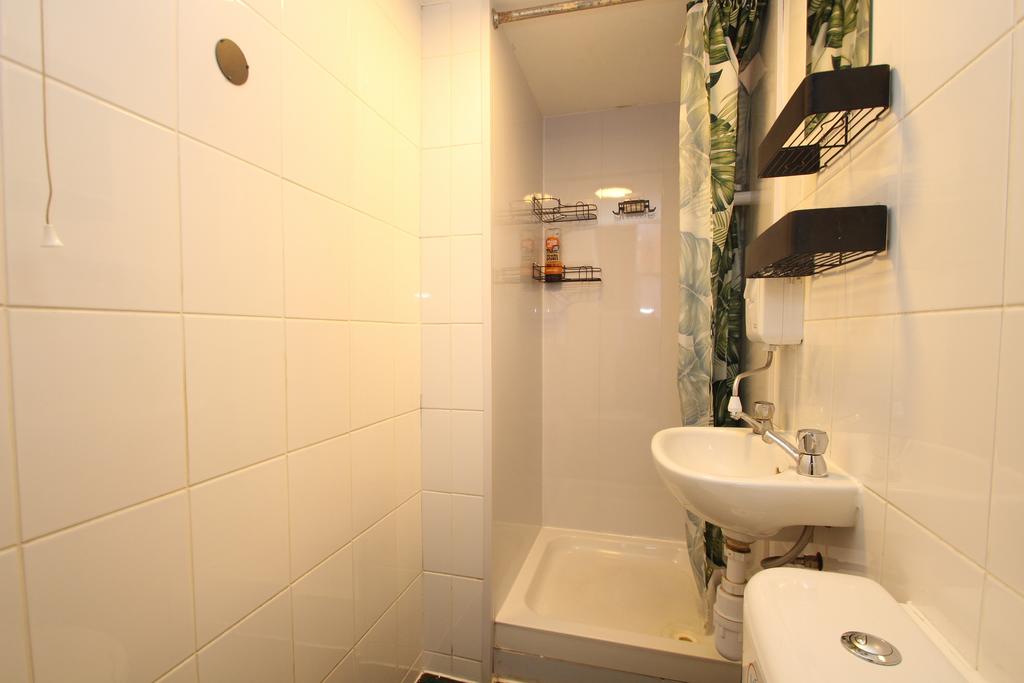 Apartment in Glasgow - View 4