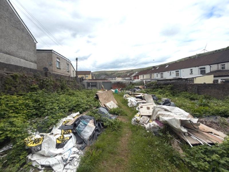 Davies Place, Ynyshir, Porth CF39 - View 4
