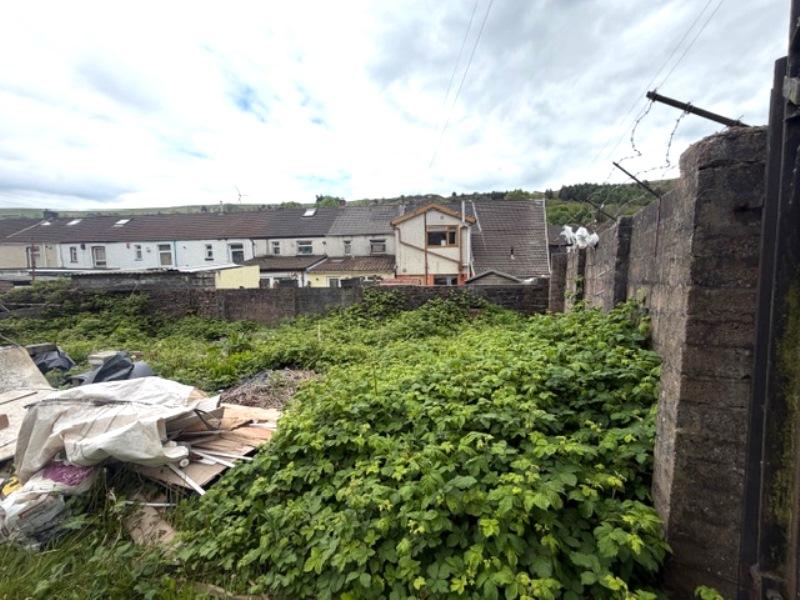 Davies Place, Ynyshir, Porth CF39 - More