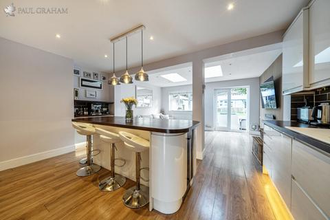 3 bedroom semi-detached house for sale, Cumnor Road, Sutton