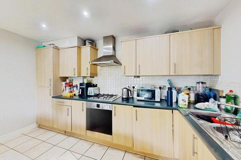 2 bedroom apartment for sale, Providence Park, Cheltenham
