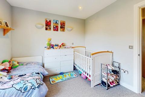2 bedroom apartment for sale, Providence Park, Cheltenham
