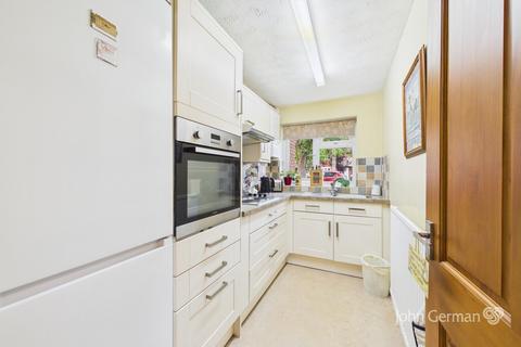 2 bedroom apartment for sale, Station Road, Barton-under-Needwood
