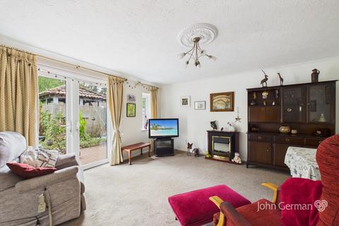 2 bedroom terraced bungalow for sale, Warwick Way, Ashby-de-la-Zouch