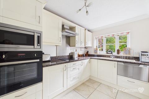2 bedroom terraced bungalow for sale, Warwick Way, Ashby-de-la-Zouch