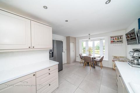 4 bedroom detached house for sale, Scholars Close, Cannock WS12