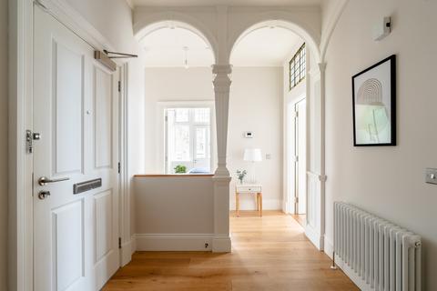undefined, Sassoon Grove, Edinburgh EH10