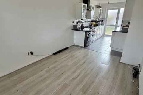 3 bedroom terraced house for sale, Pembury Croft, Kingstanding, Birmingham B44 0QX