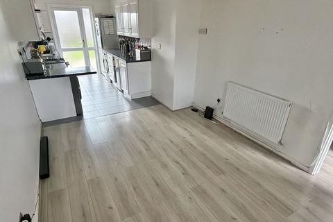3 bedroom terraced house for sale, Pembury Croft, Kingstanding, Birmingham B44 0QX