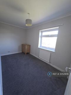 3 bedroom end of terrace house to rent, The Brambles, Chigwell, IG7