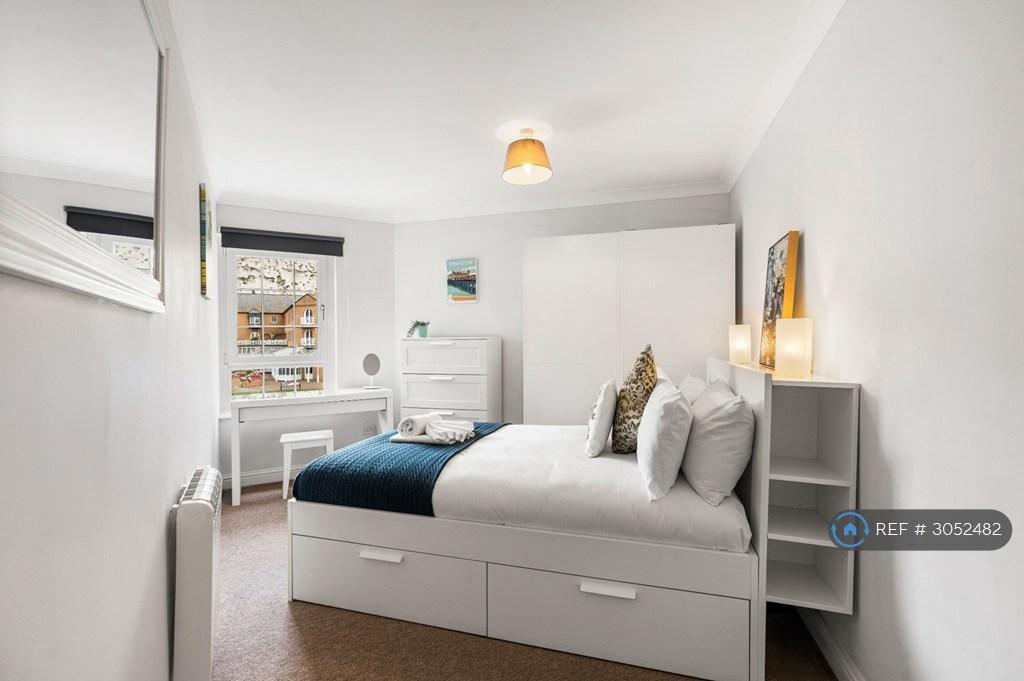 Apartment in Brighton - More