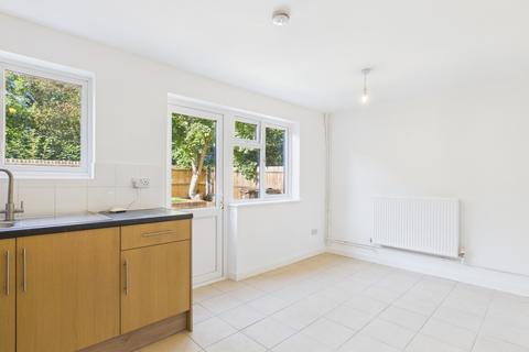 4 bedroom link detached house to rent, Smallwood, Peterborough, Cambridgeshire, PE3