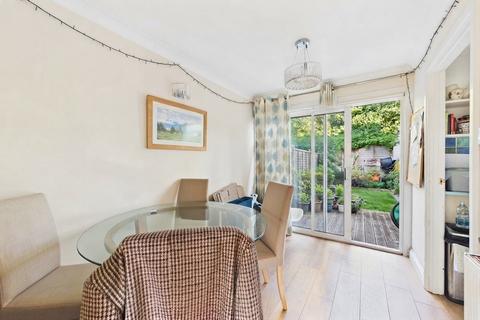 3 bedroom terraced house for sale, Blagrove Drive, Wokingham, Berkshire, RG41