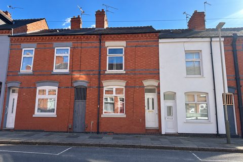 3 bedroom terraced house to rent, Darley Street, Leicester LE2