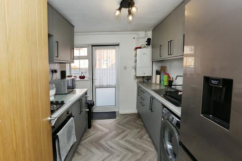 3 bedroom end of terrace house for sale, St. Anns Crescent, Gosport