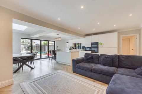 4 bedroom semi-detached house for sale, Wren Road, Sidcup, DA14