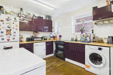 3 bedroom semi-detached house for sale, Nesfield Road, Greater Manchester M23