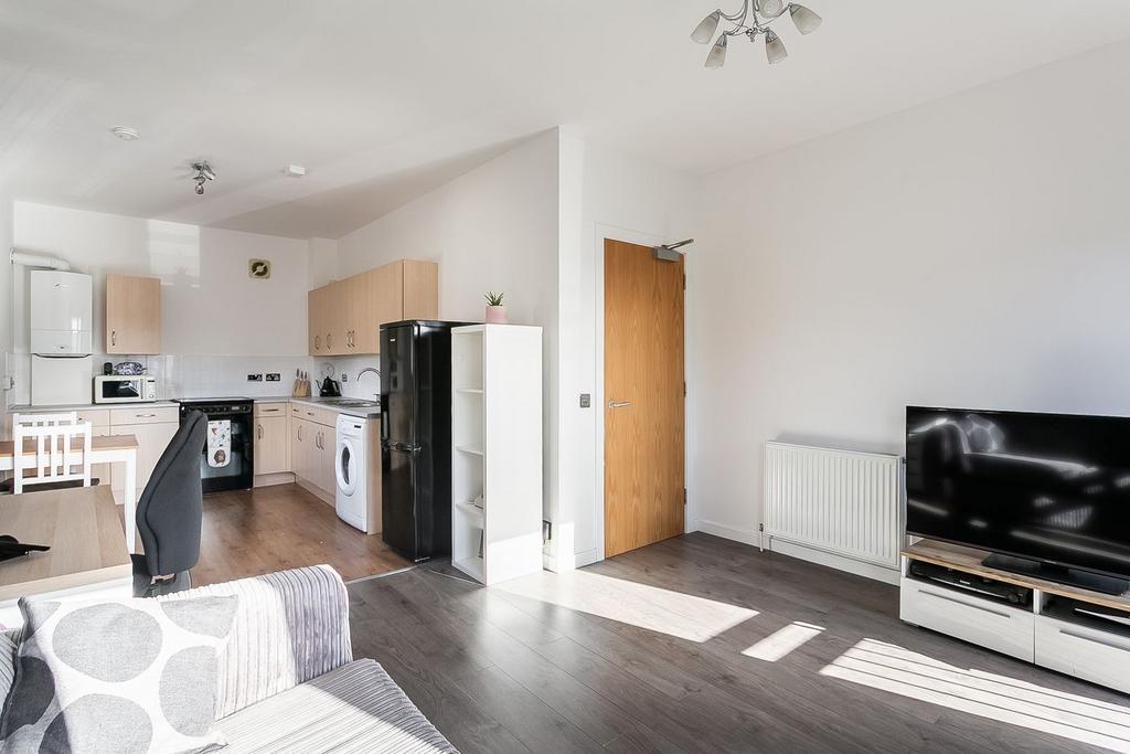 Apartment in Edinburgh - More