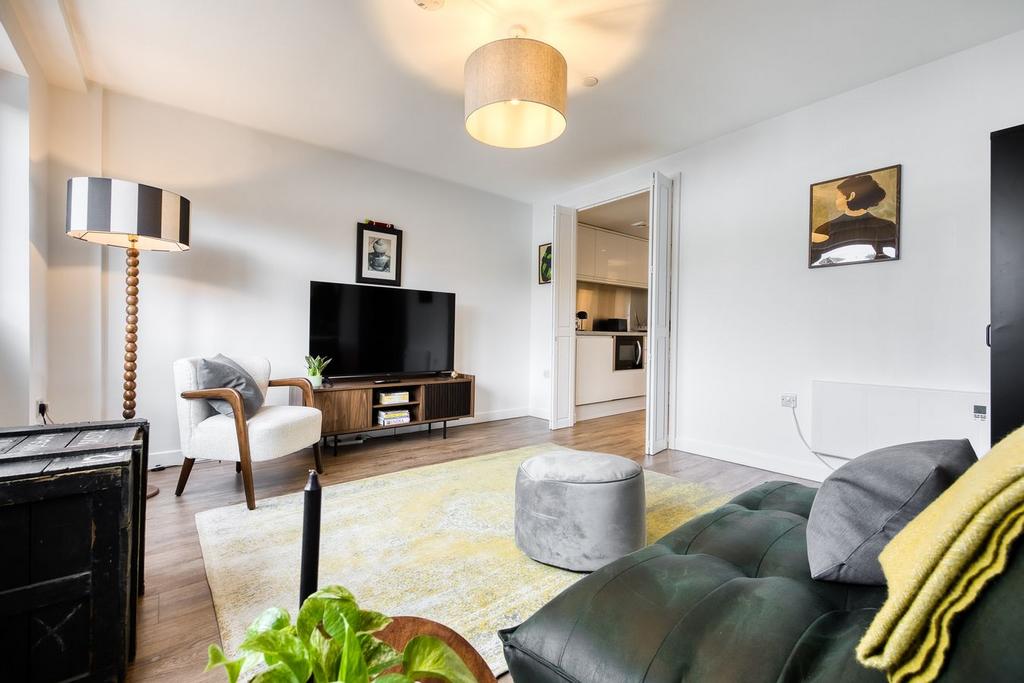 Apartment in Edinburgh - View 4