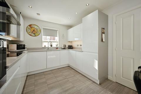 4 bedroom detached house for sale, Partridge Road, Leighton Buzzard