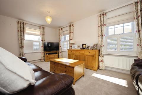 4 bedroom detached house for sale, Partridge Road, Leighton Buzzard
