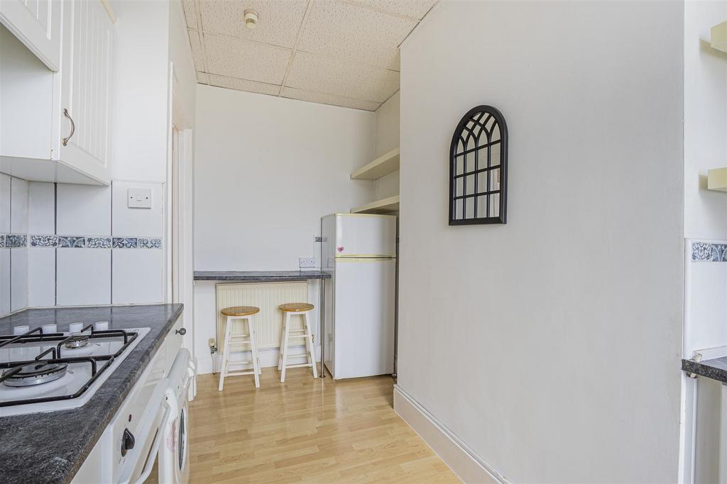 Apartment in Cardiff - More