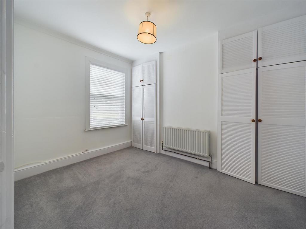 Apartment in Brighton - View 4