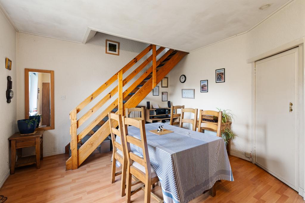 Apartment in Edinburgh, Forrester, Corstorphine - View 4