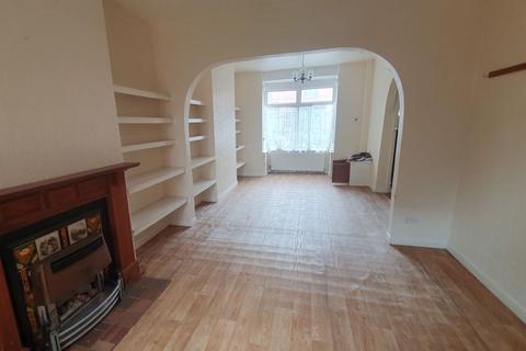 2 bedroom end of terrace house for sale, 31 Cannon Hill Road, Balsall Heath, Birmingham, West Midlands, B12 9NH