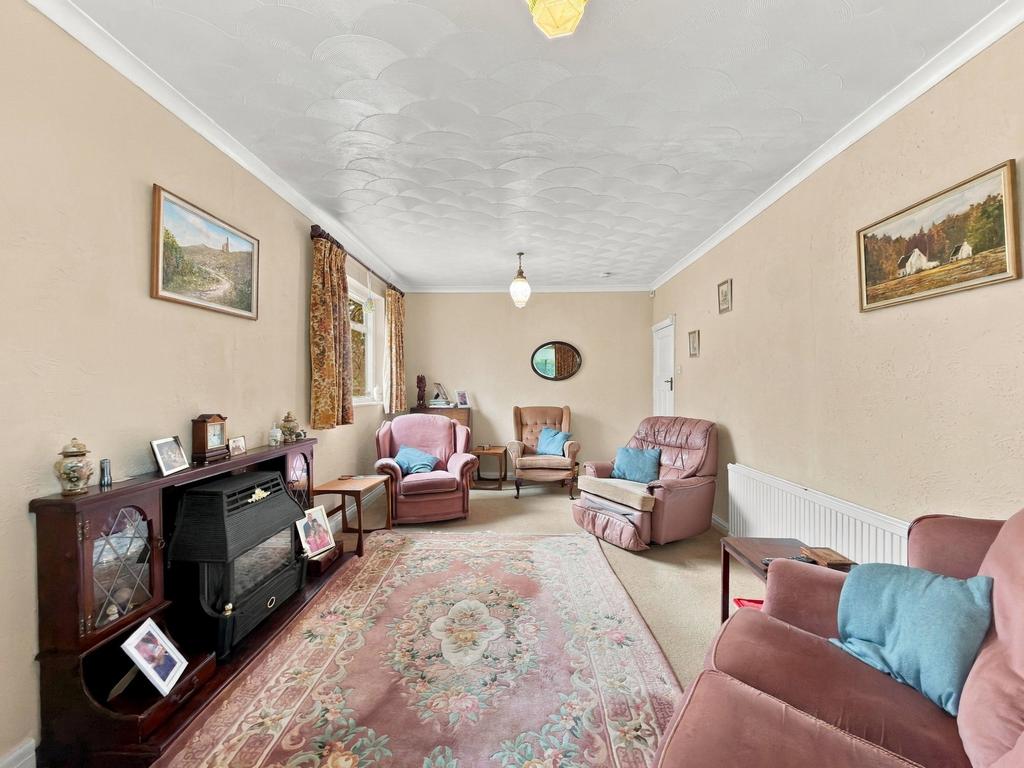 House in Whitchurch - View 3