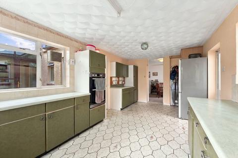 3 bedroom detached bungalow for sale, Yorath Road, Whitchurch CF14