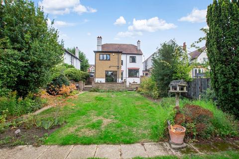 4 bedroom detached house for sale, Sandhurst Road, Sidcup, DA15